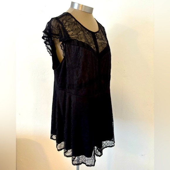 torrid Dresses & Skirts - NWOT! BLACK LACEY CAP SLEEVE BABY DOLL DRESS